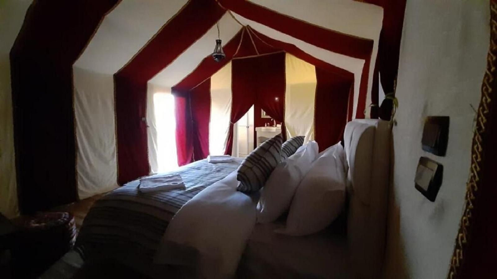 Zahra Luxury Desert Camp Мерзуга Екстер'єр фото