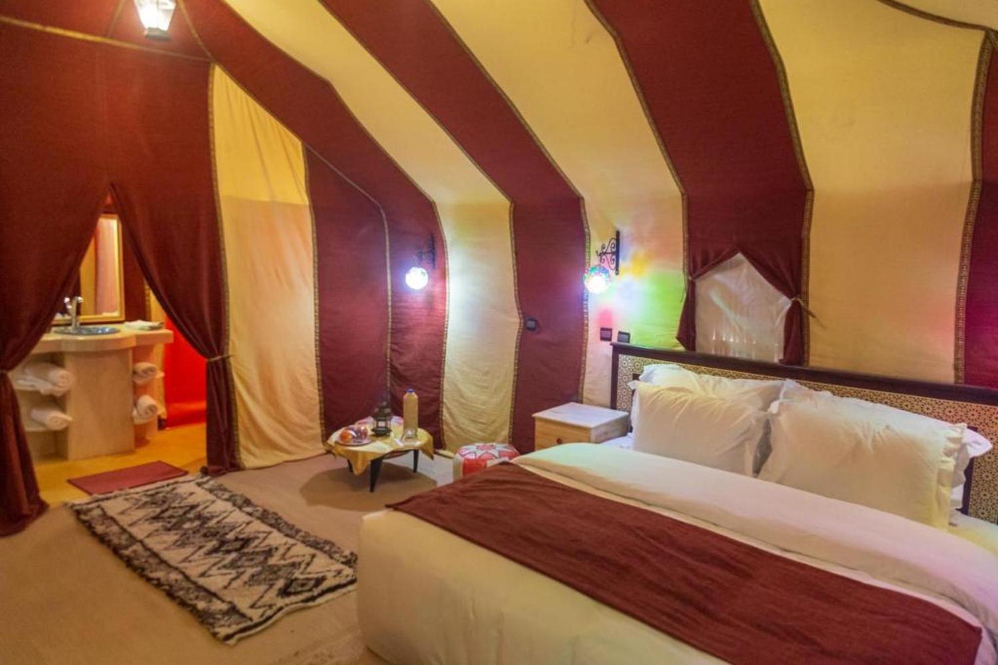 Zahra Luxury Desert Camp Мерзуга Екстер'єр фото
