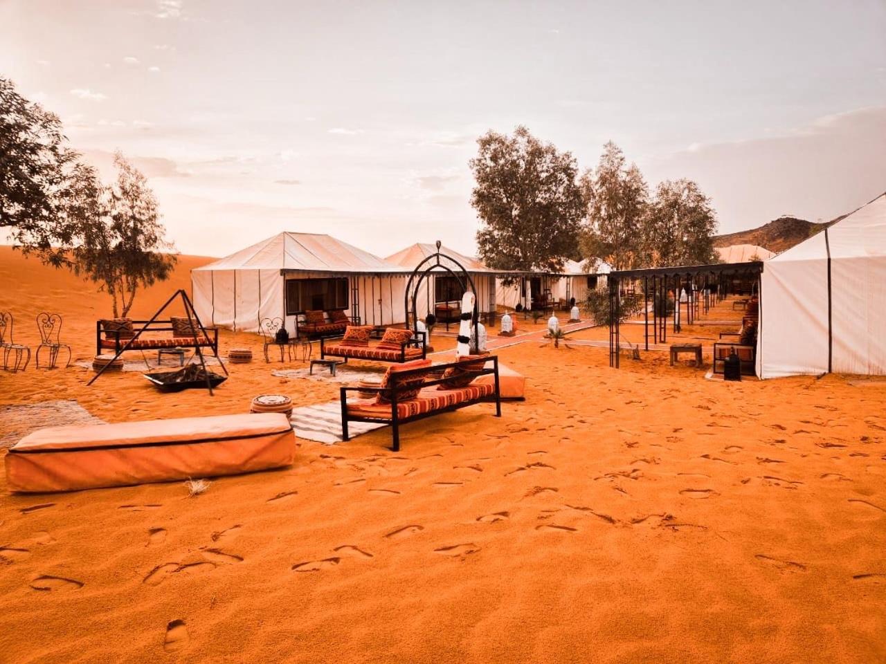 Zahra Luxury Desert Camp Мерзуга Екстер'єр фото